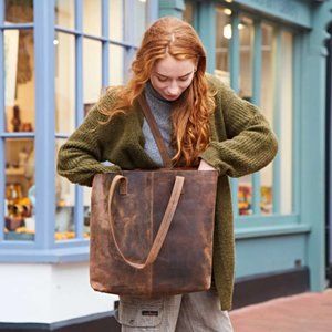 Folkhandverk Hand crafted beautiful buffalo leather bag